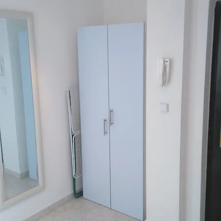 Josip شقة تروغير